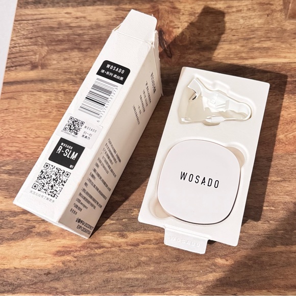 WOSADO Magnetic Eyelashes with Case - Picture 2 of 3